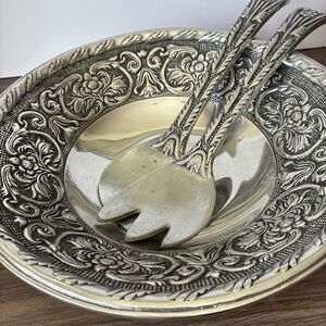 Vintage Wilton Armetale William & Mary Medium Bowl, Salad Servers, Mexico